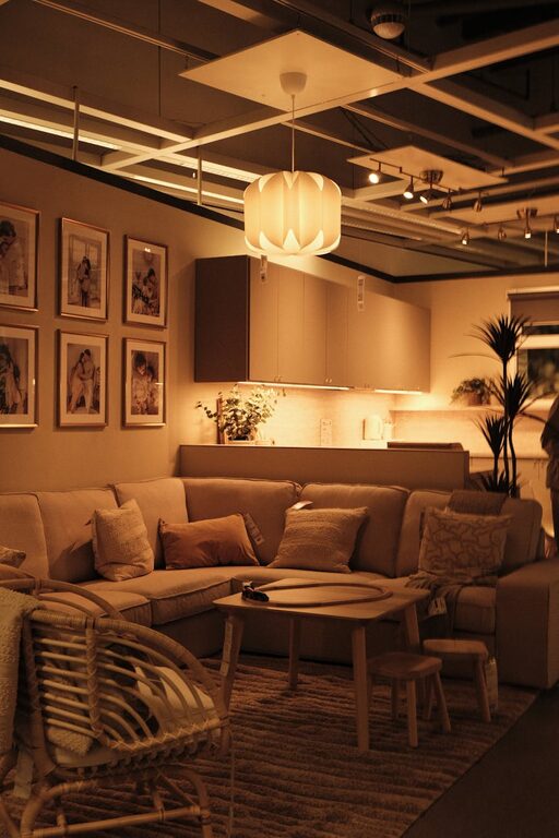 Simple Ways to Create a Cosy and Inviting Living Room Atmosphere